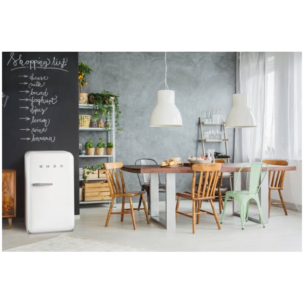 SMEG FAB5RWH5 Design