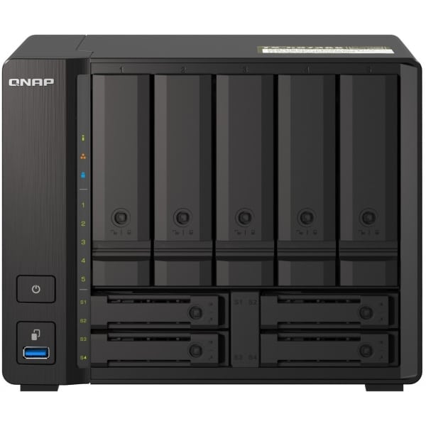 QNAP TS-h973AX-32G disk bays