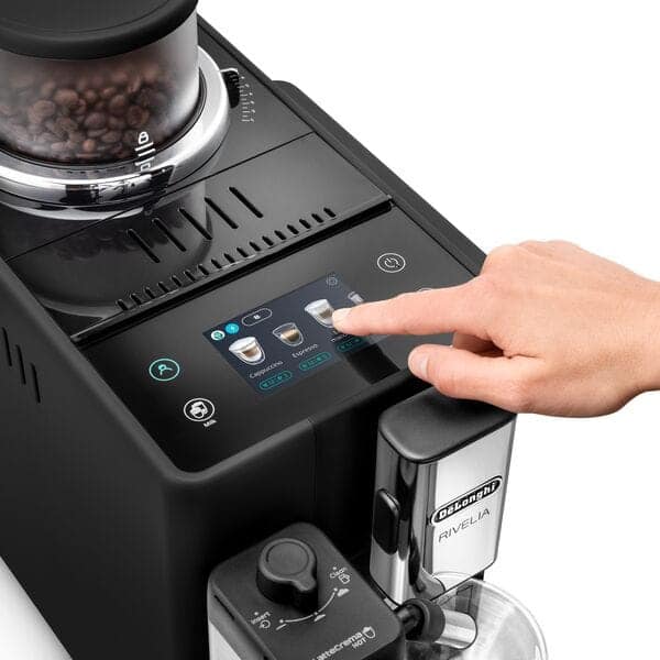 K&aacute;vovar DeLonghi Rivelia