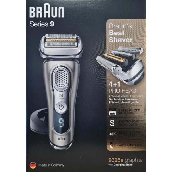 Balenie Braun Series 9 9325s Graphite s nabíjacím stojanom na štúdiovom zábere; text na obale uvádza 9325s graphite with Charging Stand.