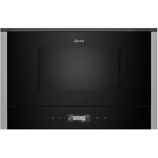 Predný pohľad na vstavanú mikrovlnnú rúru Neff NL4WR21N1 s čiernym sklom a nerezovým rámom.